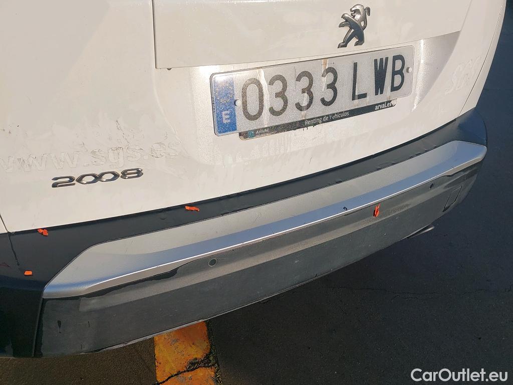  Peugeot  2008 PEUGEOT  / 2019 / 5P / todoterreno Allure BlueHDI 81kW (110CV) #24