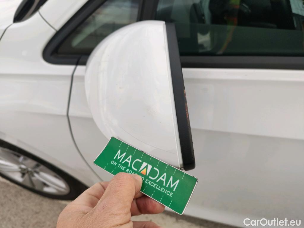  Volkswagen  Golf  VOLKSWAGEN / 2020 / 5P / berlina con portón 2.0 TDI 85kW (115CV) #13