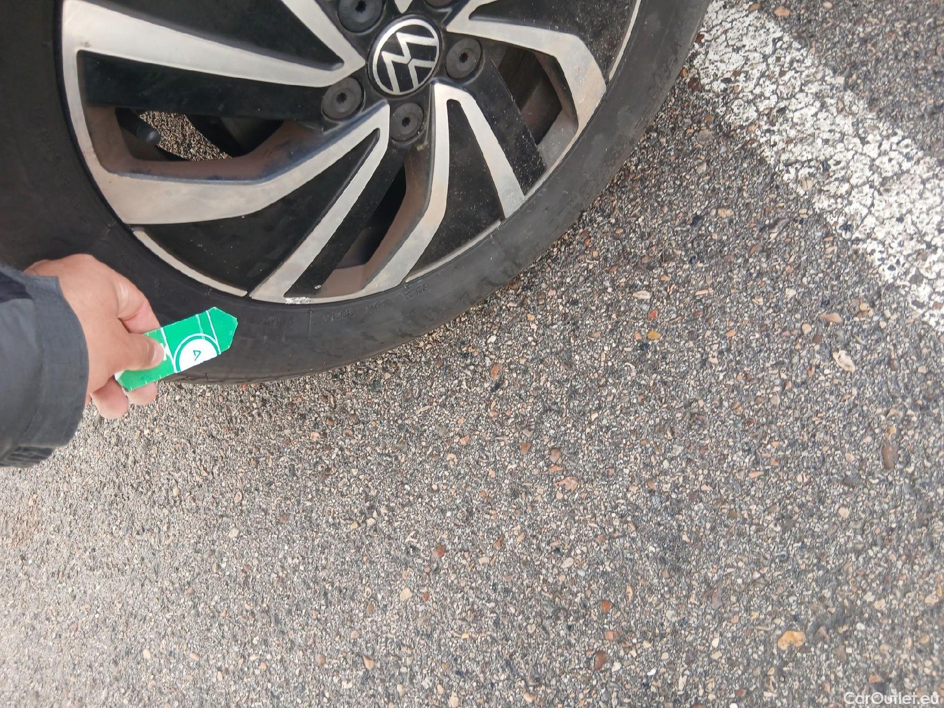  Volkswagen  Polo VOLKSWAGEN  / 2021 / 5P / berlina con portón Life 1.0 TSI 70kW (95CV) #22