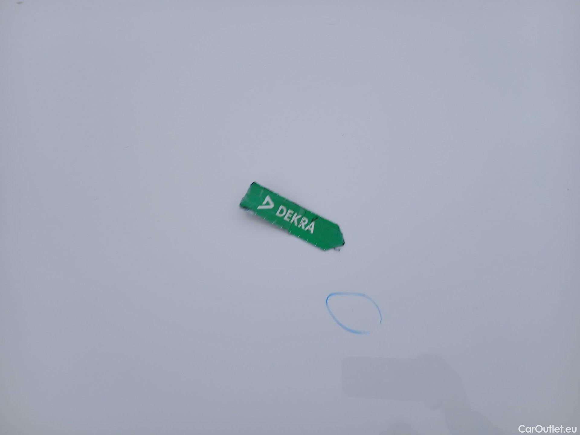  Volkswagen  Golf  VOLKSWAGEN / 2020 / 5P / berlina con portón 2.0 TDI 85kW (115CV) #8