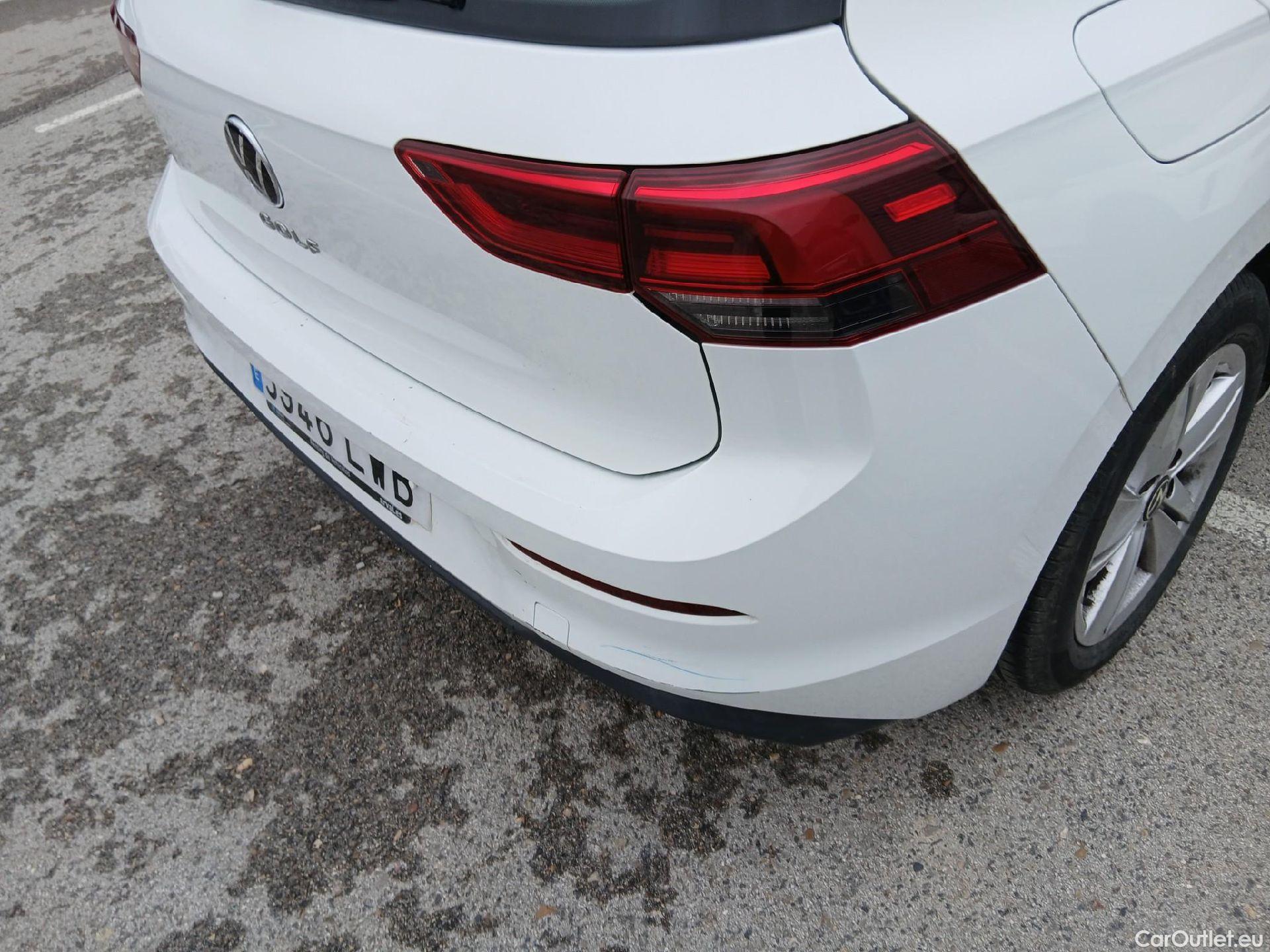  Volkswagen  Golf  VOLKSWAGEN / 2020 / 5P / berlina con portón 2.0 TDI 85kW (115CV) #16