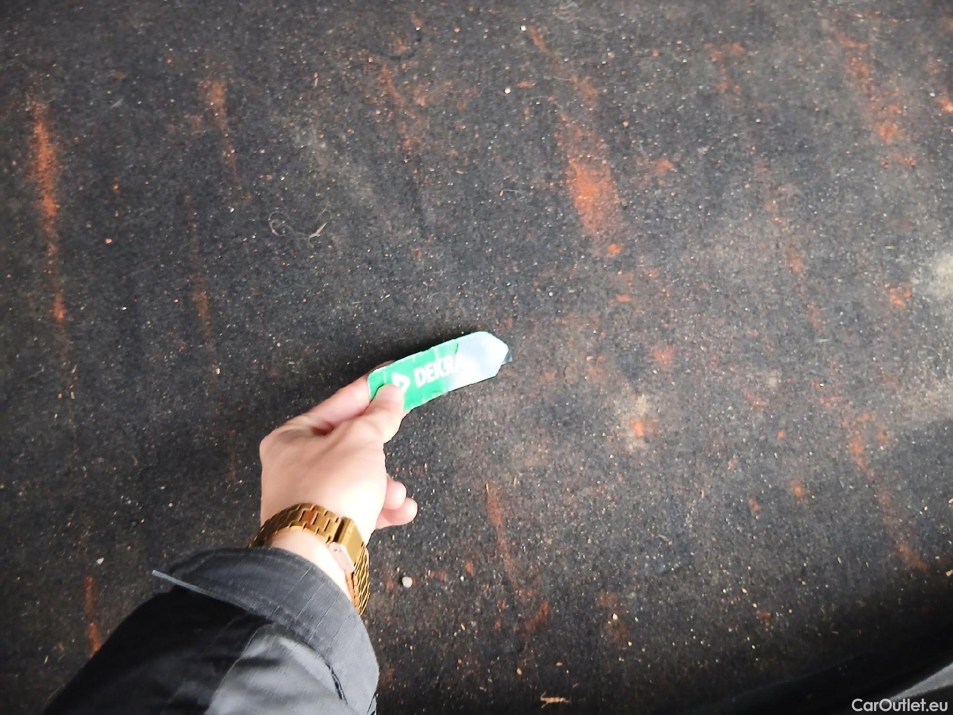  Volkswagen  Golf  VOLKSWAGEN / 2020 / 5P / berlina con portón 2.0 TDI 85kW (115CV) #19