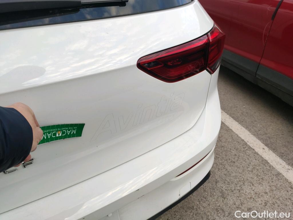  Volkswagen  Golf  VOLKSWAGEN / 2020 / 5P / berlina con portón 2.0 TDI 85kW (115CV) #7