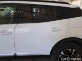  Peugeot  2008 PEUGEOT  / 2019 / 5P / CROSSOVER BLUEHDI 130 EAT8 ALLURE S/S AUT. #56