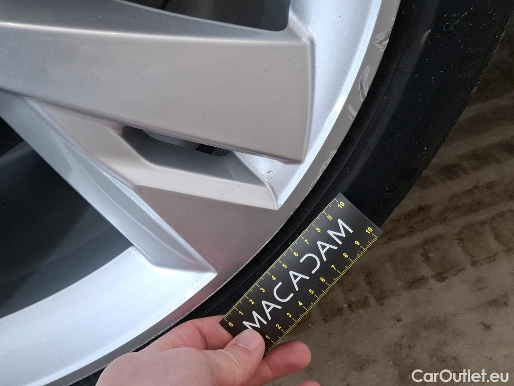  Audi  Q4 E-Tron  Sportback 45 e-tron S line quattro 82kWh BVA #11