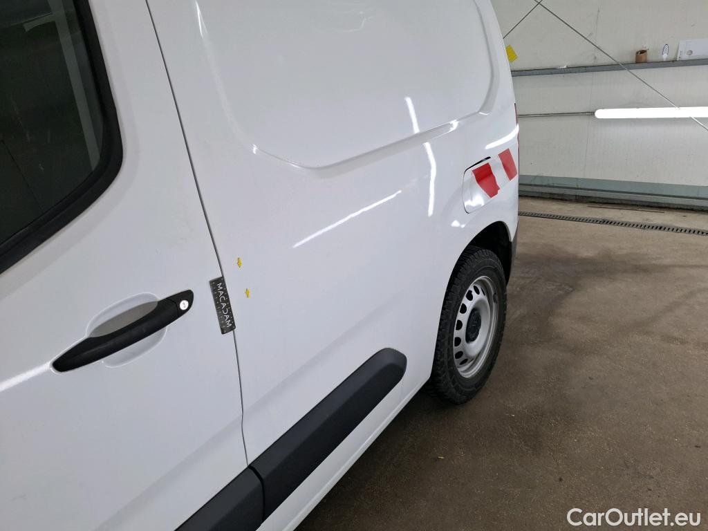  Citroen  Berlingo  Fourgon Worker M 1000 1.2 PureTech 130CV BVA8 E6d #1