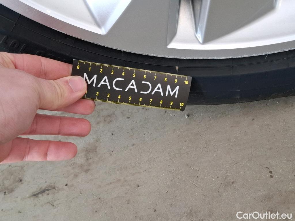  Audi  Q4 E-Tron  Sportback 45 e-tron S line quattro 82kWh BVA #9