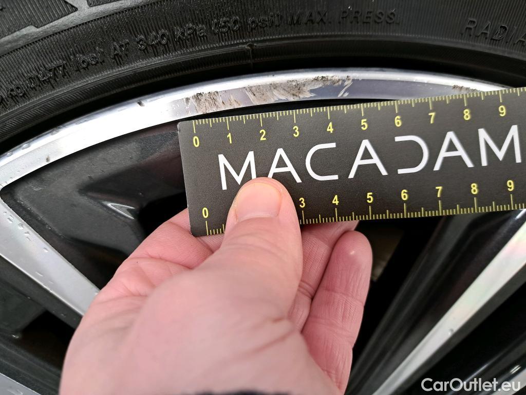  Bmw  Serie 1 BMW Série 1 / 2019 / 5P / Berline 116i DKG7 Business Design #12