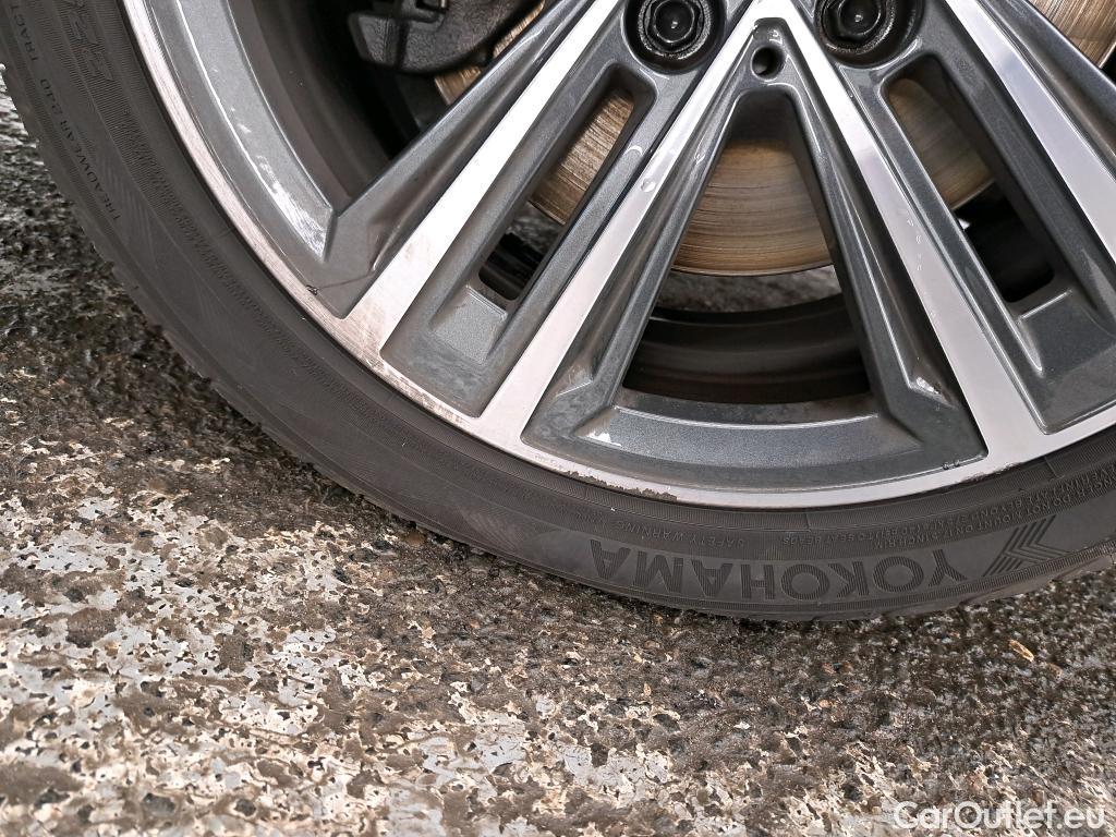  Bmw  Serie 1 BMW Série 1 / 2019 / 5P / Berline 116i DKG7 Business Design #35