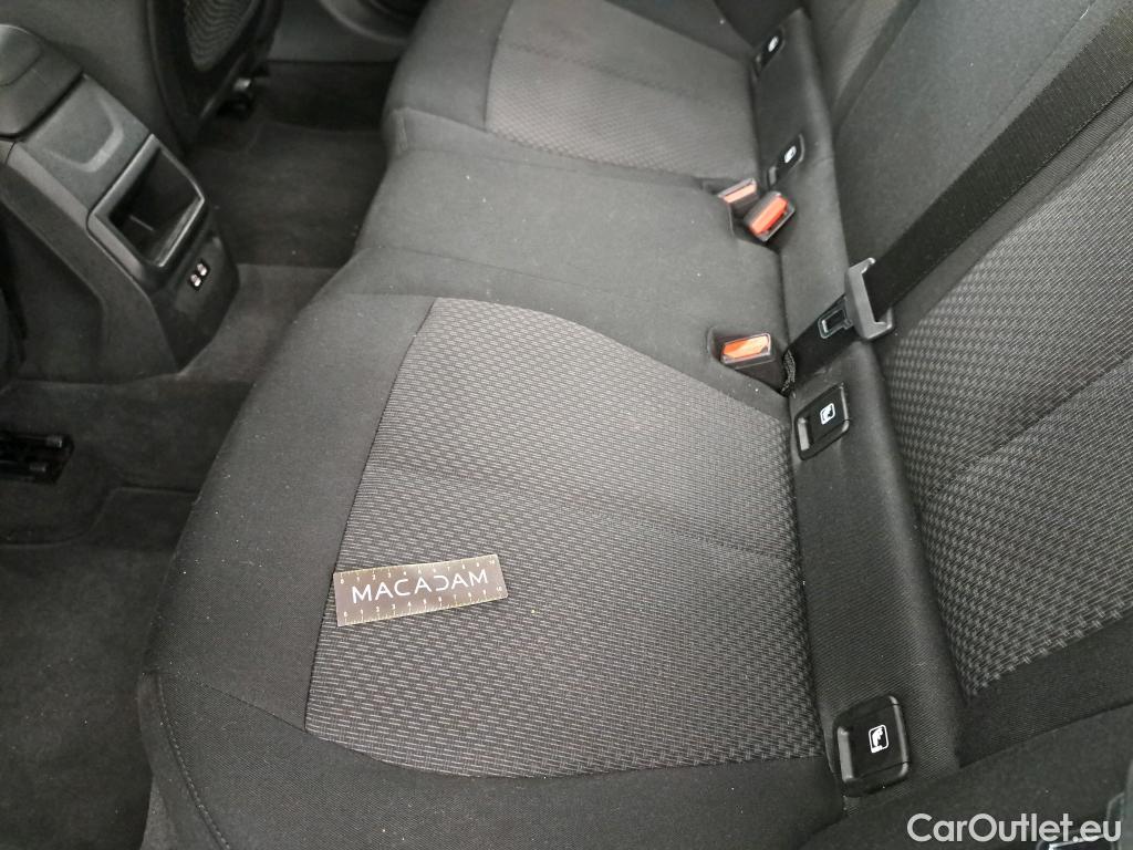  Bmw  Serie 1 BMW Série 1 / 2019 / 5P / Berline 116i DKG7 Business Design #38