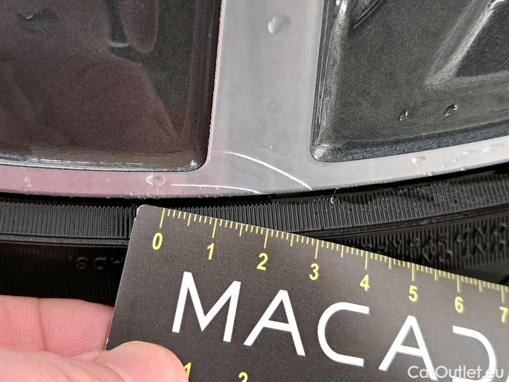  Bmw  Serie 1 BMW Série 1 / 2019 / 5P / Berline 116i DKG7 Business Design #16