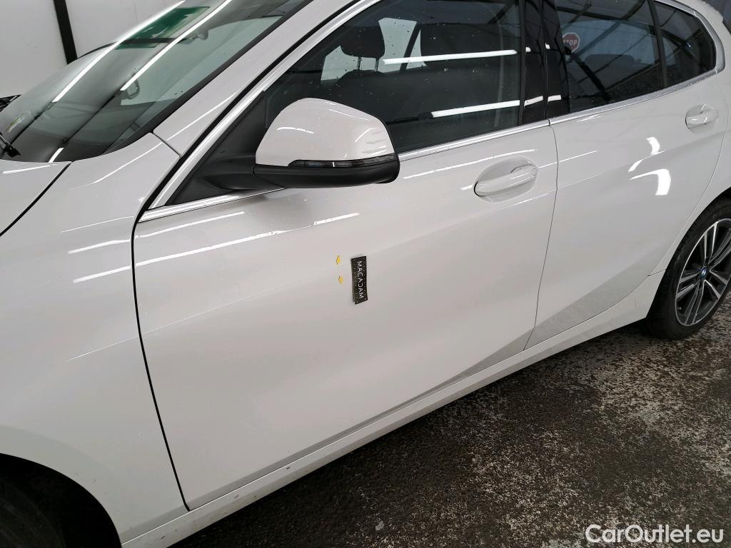  Bmw  Serie 1 BMW Série 1 / 2019 / 5P / Berline 116i DKG7 Business Design #24