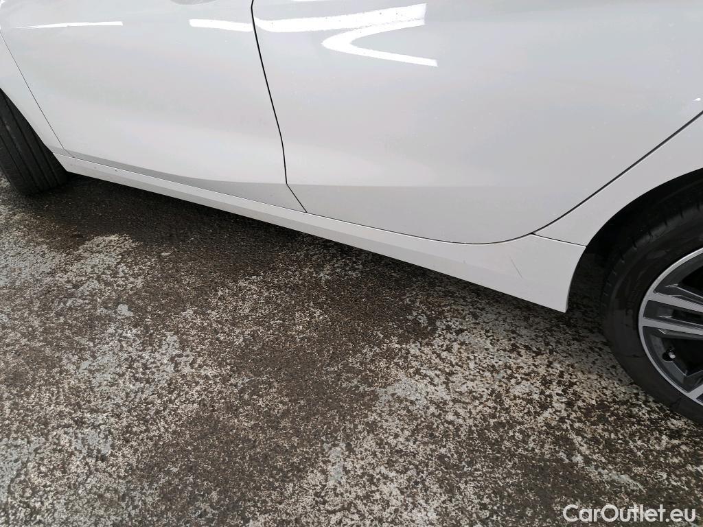  Bmw  Serie 1 BMW Série 1 / 2019 / 5P / Berline 116i DKG7 Business Design #46