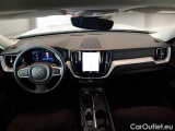  Volvo  XC60 VOLVO  / 2021 / 5P / SUV B4 D AWD AUTOMATICO MOMENTUM PRO MY22 #3