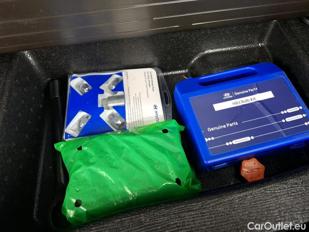  Hyundai  Tucson HYUNDAI  / 2020 / 5P / SUV 1.6 PHEV 265 HTRAC CREATIVE 4WD AUTO #22