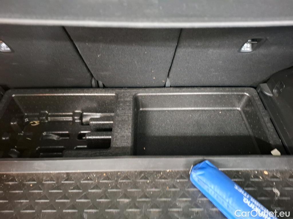  Hyundai  Tucson HYUNDAI  / 2020 / 5P / SUV 1.6 PHEV 265 HTRAC CREATIVE 4WD AUTO #8