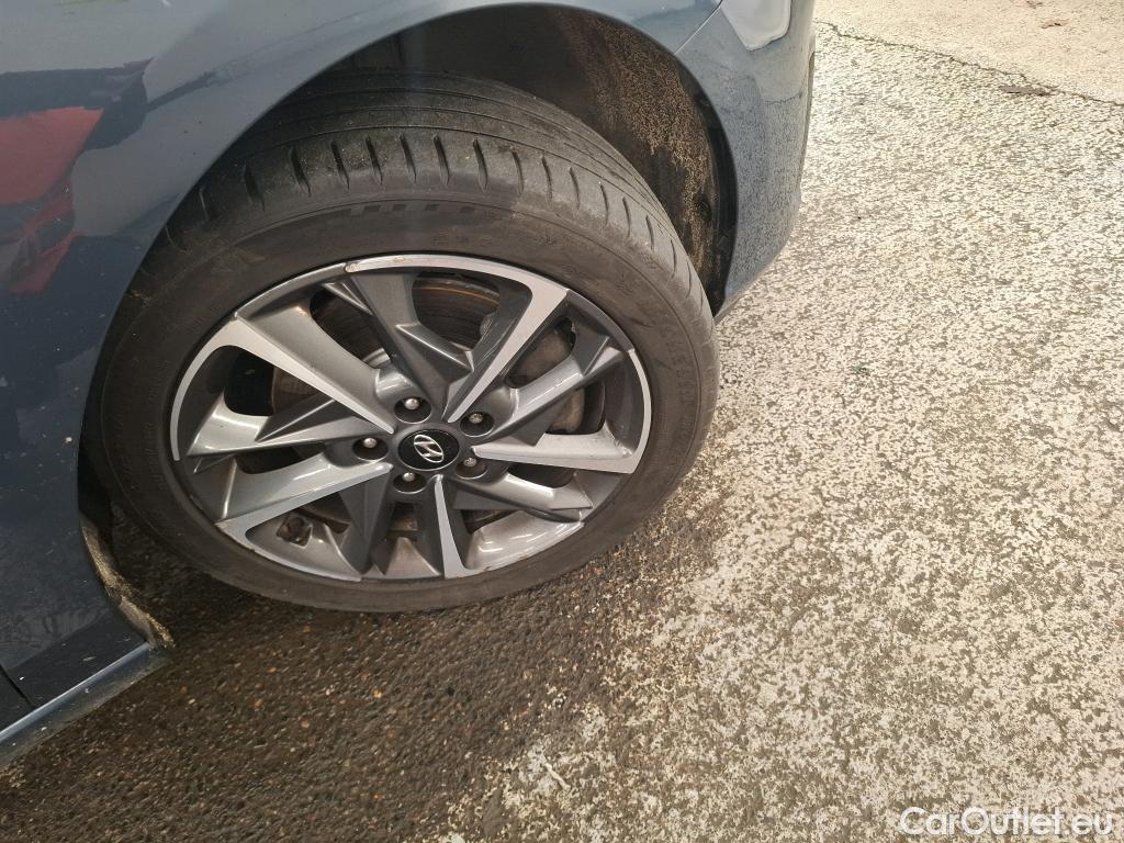  Hyundai  i30 HYUNDAI  Sport Wagon  2020  5P Break 10 TGDI 120 MHEV IMT CREATIVE SW #4