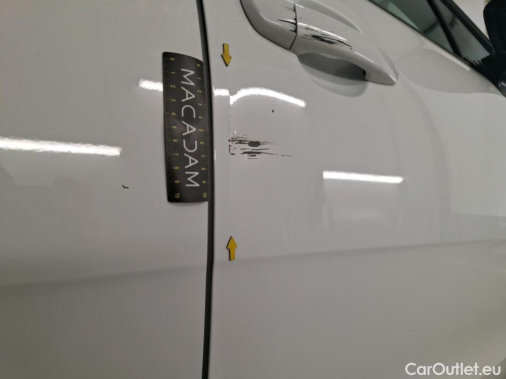  Citroen  C3  Société Feel 1.5 BlueHDI 100CV BVM6 E6d #2