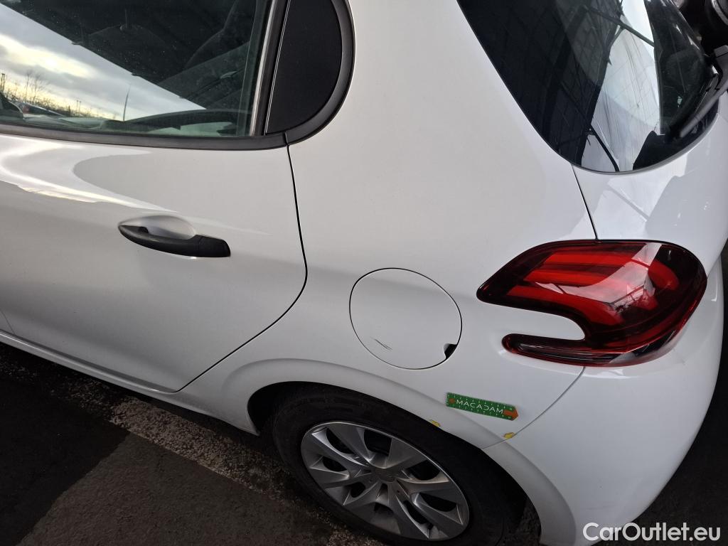  Peugeot  208  Affaire Premium 1.2 PureTech 80CV BVM5 E6 #4