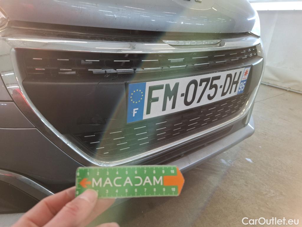  Peugeot  208  Signature 1.2 PureTech 80CV BVM5 E6dT #22