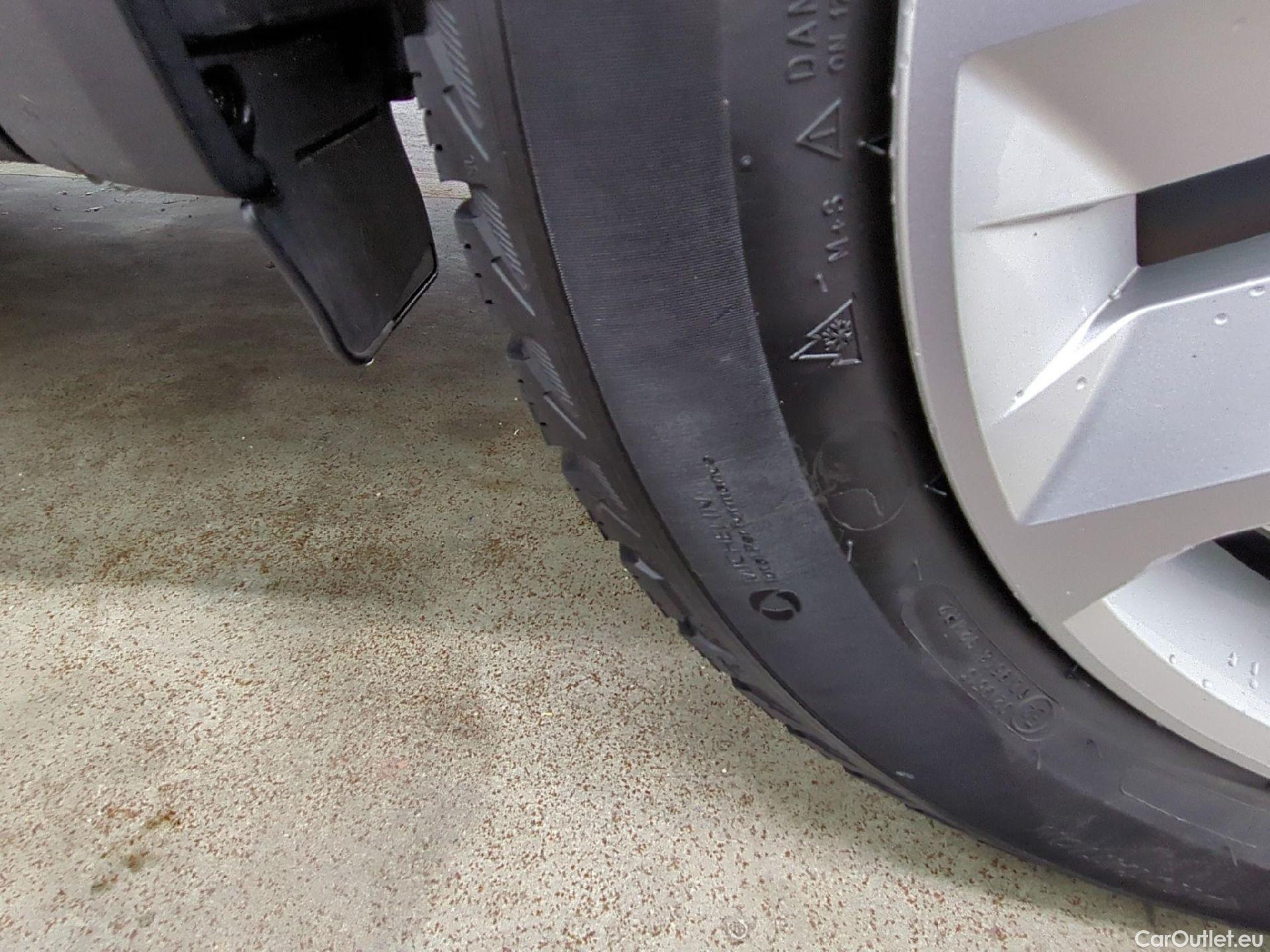  Renault  Captur  II Business 1.5 dCi 115CV BVA7 E6dT #3