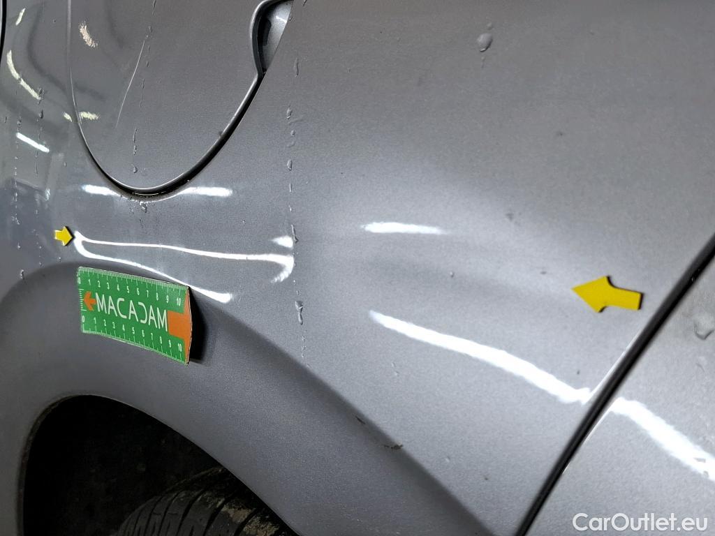  Peugeot  208  Signature 1.2 PureTech 80CV BVM5 E6dT #8