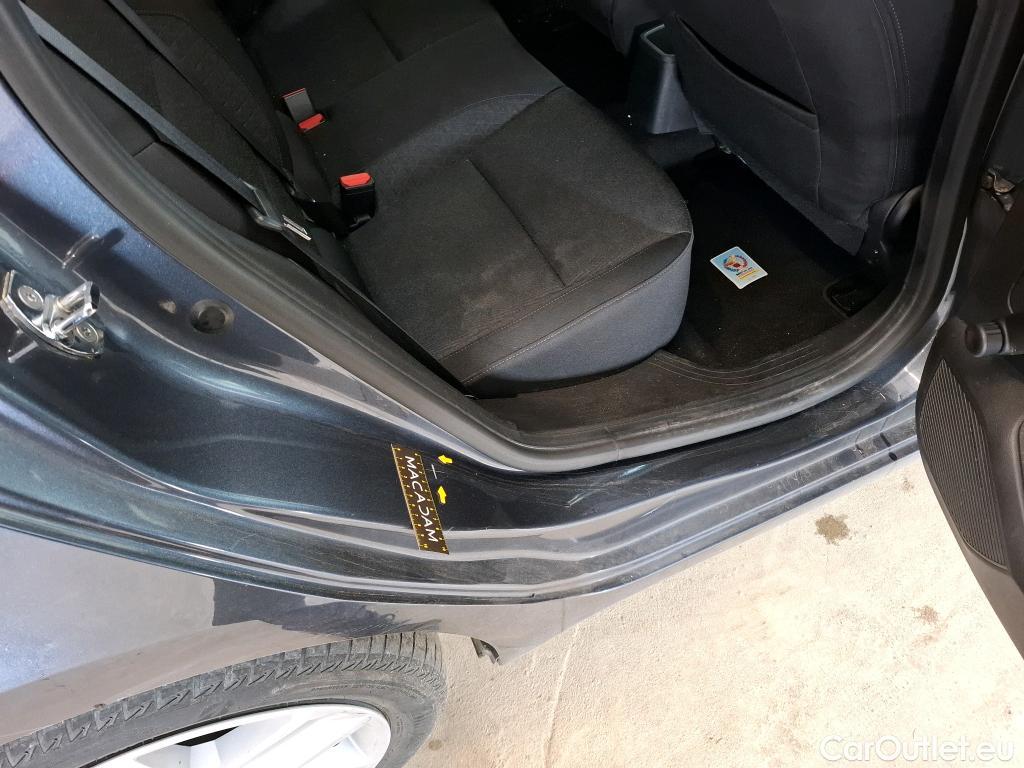  Renault  Clio  V Business 1.6 E-TECH Hybrid 140CV BVA6 E6d #34