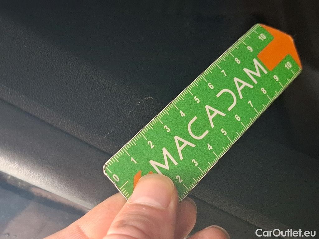  Peugeot  208  Affaire Premium Pack 1.2 80CV BVM5 E6dT #8