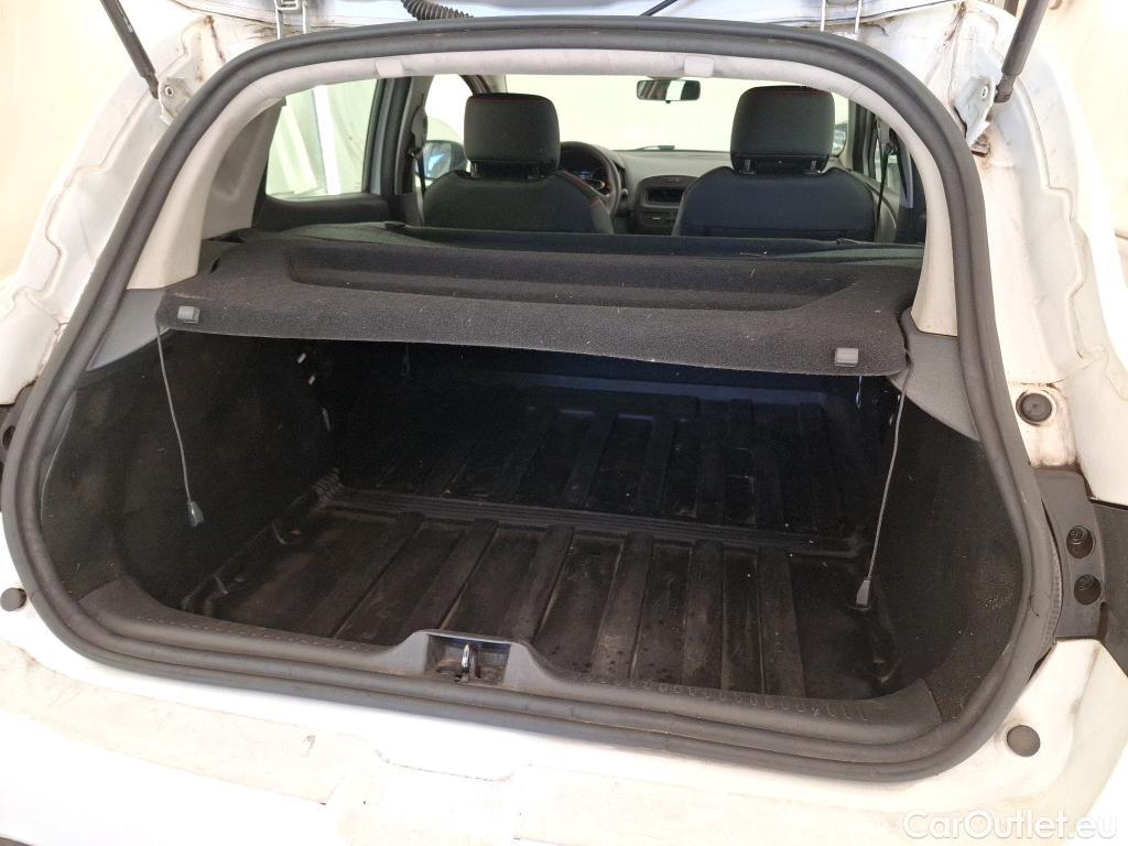  Renault  Clio  IV Générique 1.5 dCi 75CV BVM5 E6 / TRANSFO VP/VF #23