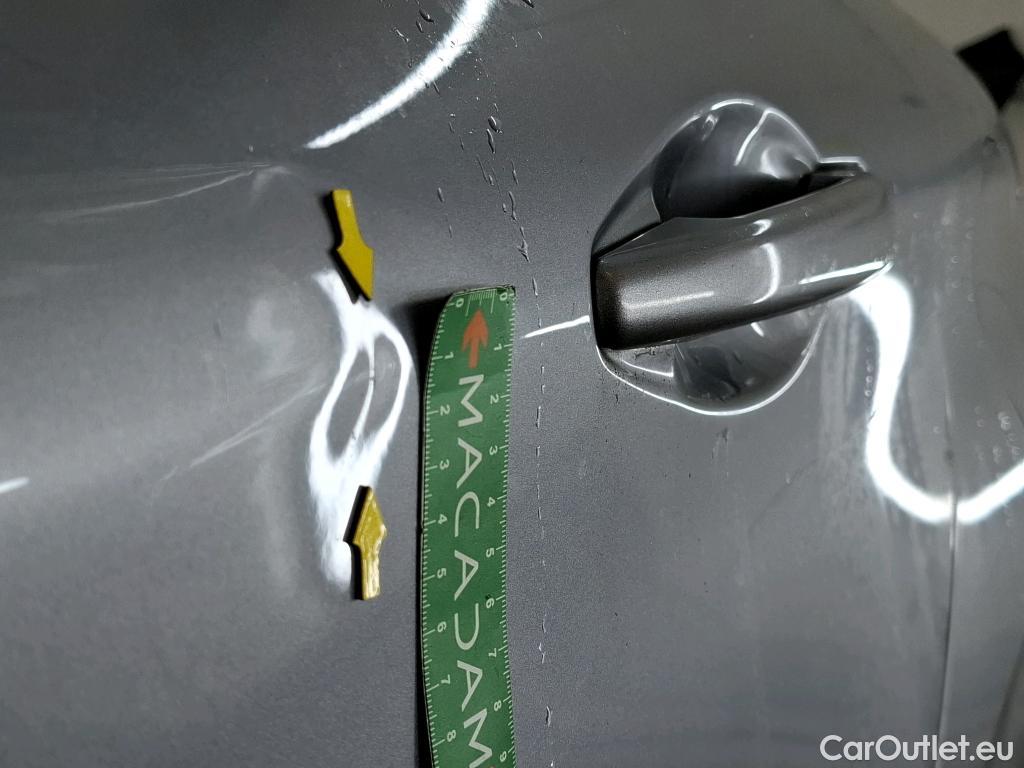  Peugeot  208  Signature 1.2 PureTech 80CV BVM5 E6dT #13