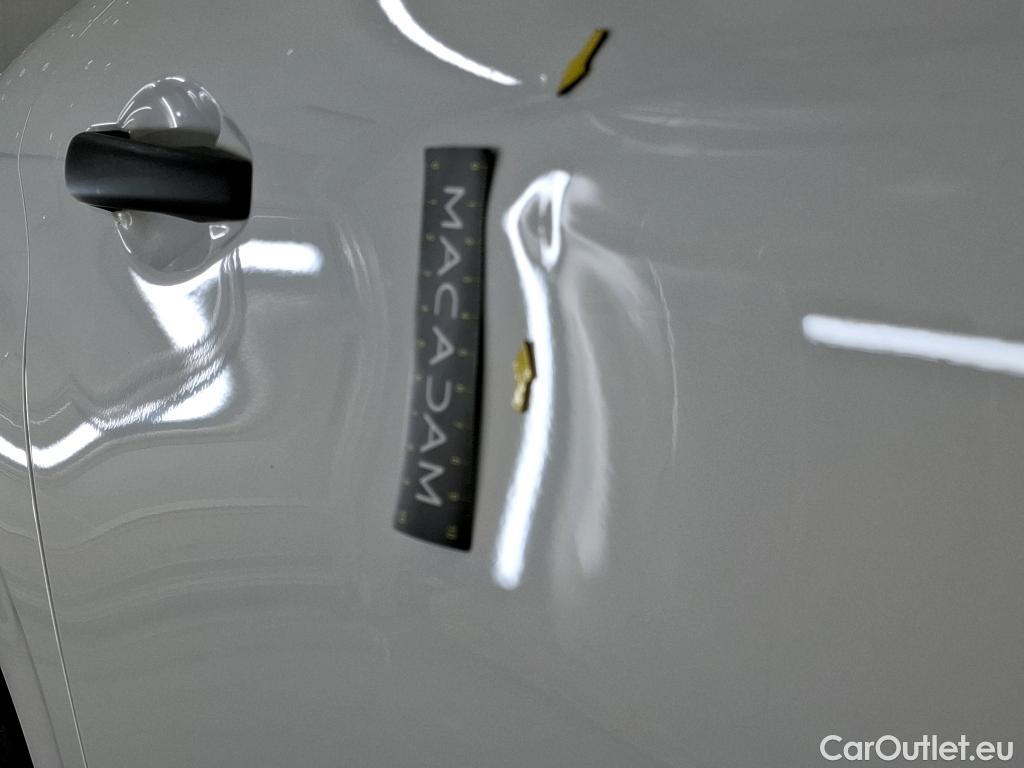  Peugeot  208  Affaire Premium 1.2 PureTech 80CV BVM5 E6 #28