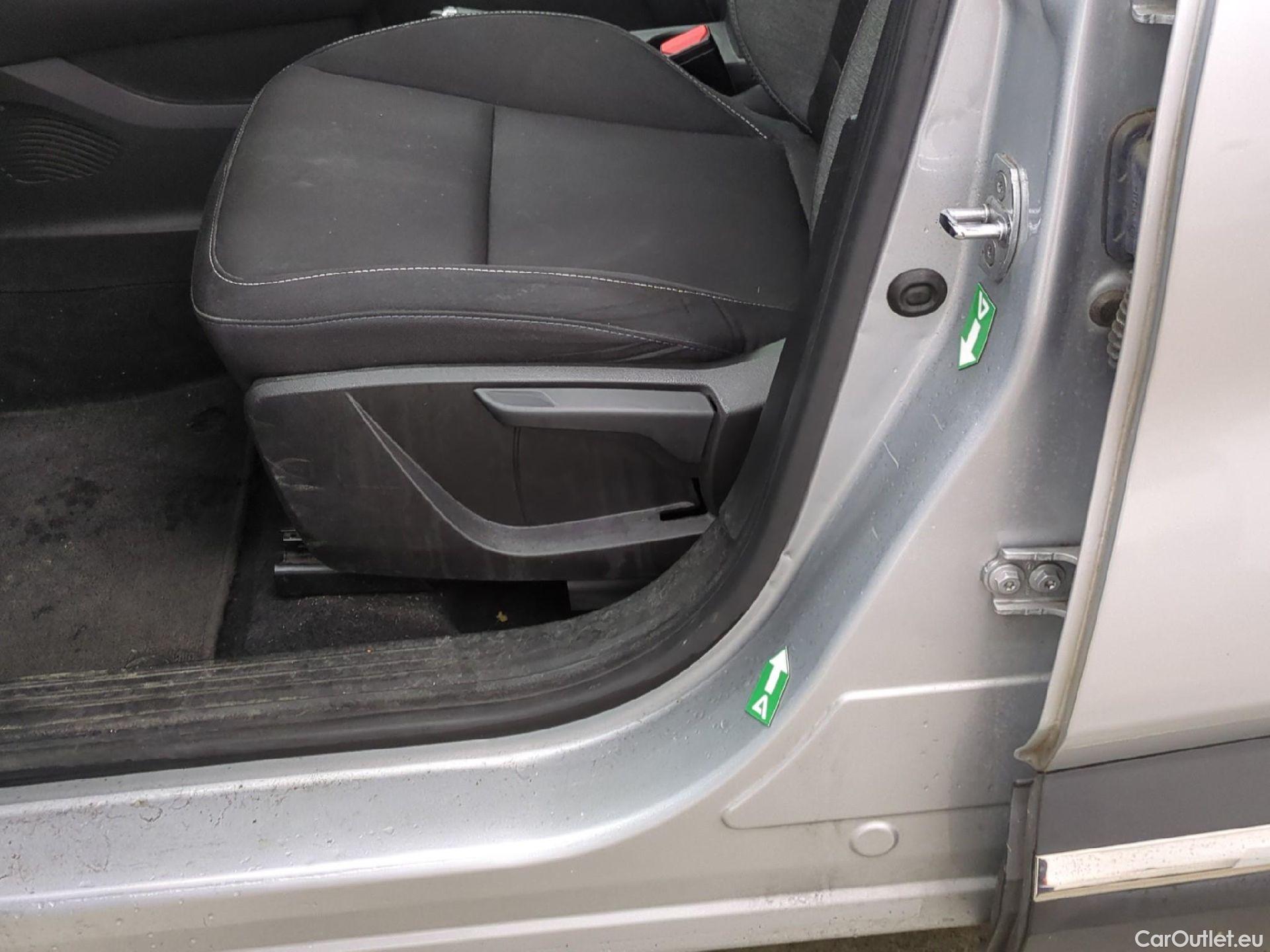  Renault  Captur  II Business 1.5 dCi 115CV BVA7 E6dT #20