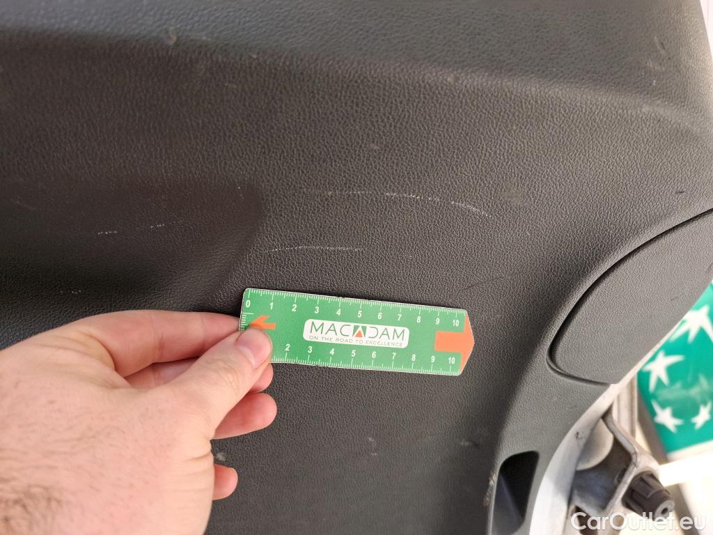  Renault  Clio  IV Générique 1.5 dCi 75CV BVM5 E6 / TRANSFO VP/VF #33