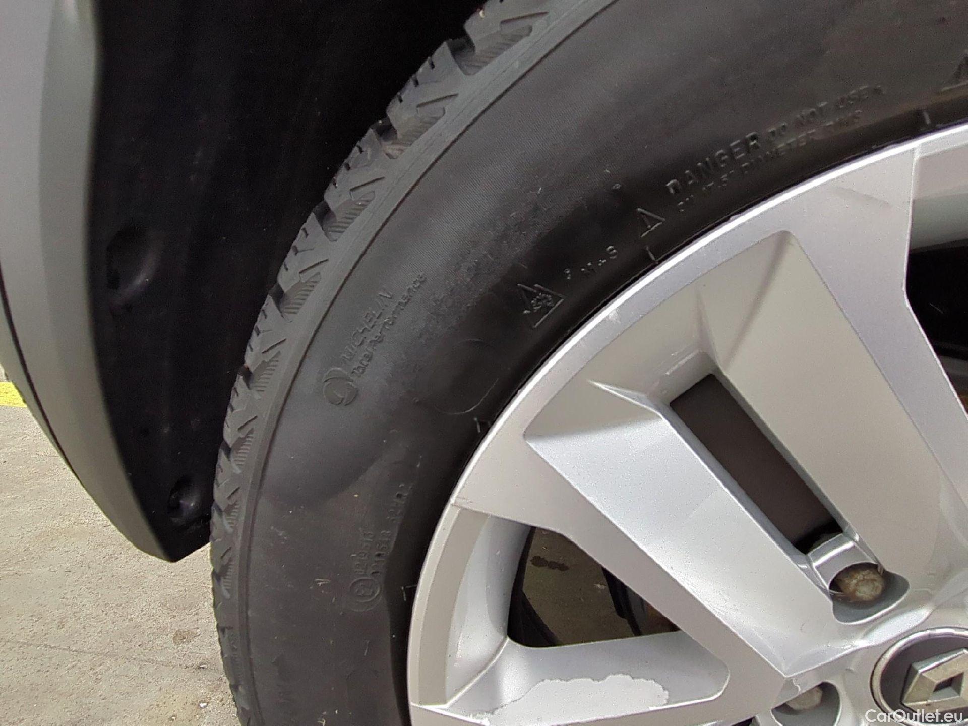  Renault  Captur  II Business 1.5 dCi 115CV BVA7 E6dT #6