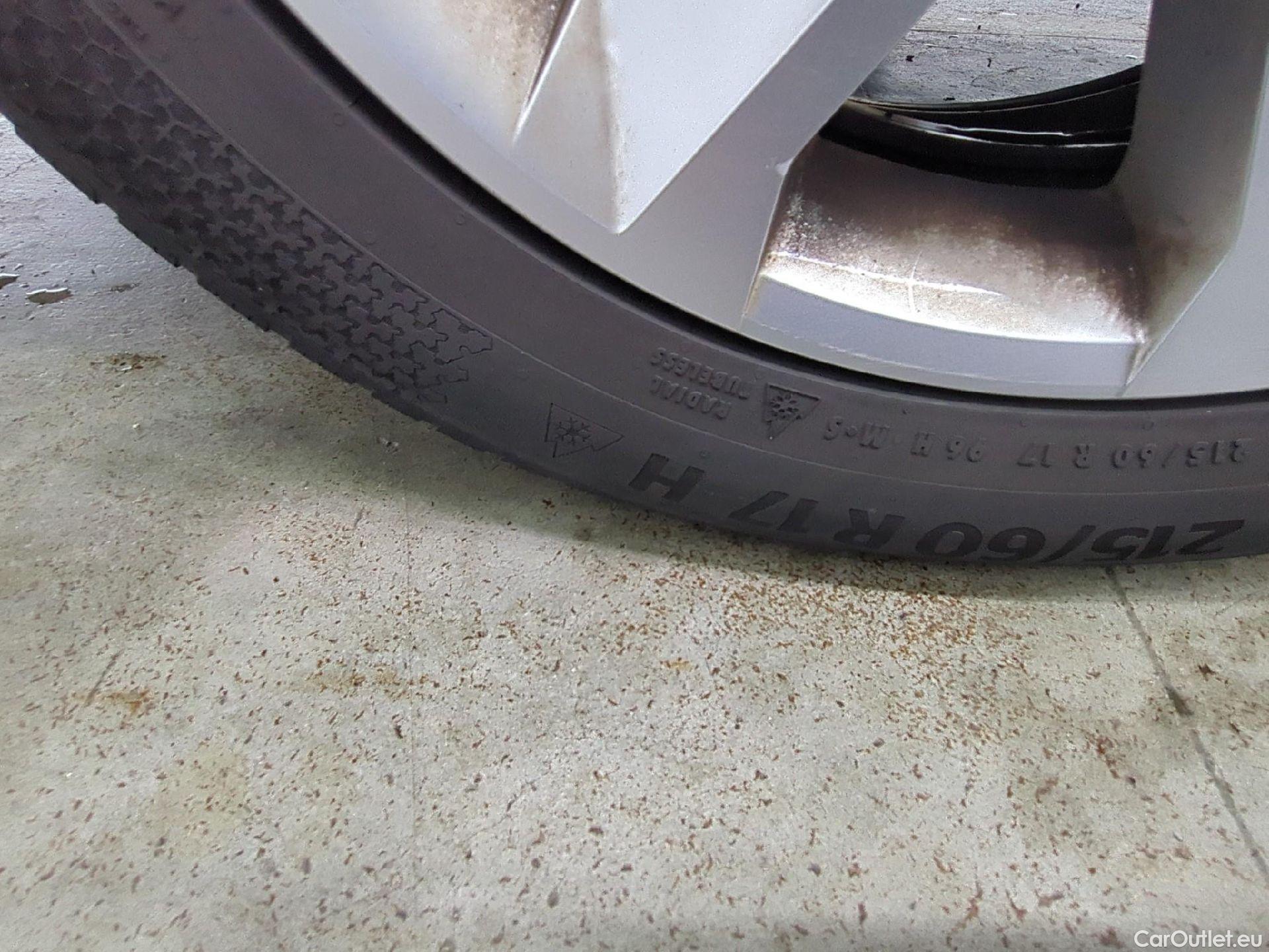  Renault  Captur  II Business 1.5 dCi 115CV BVA7 E6dT #2