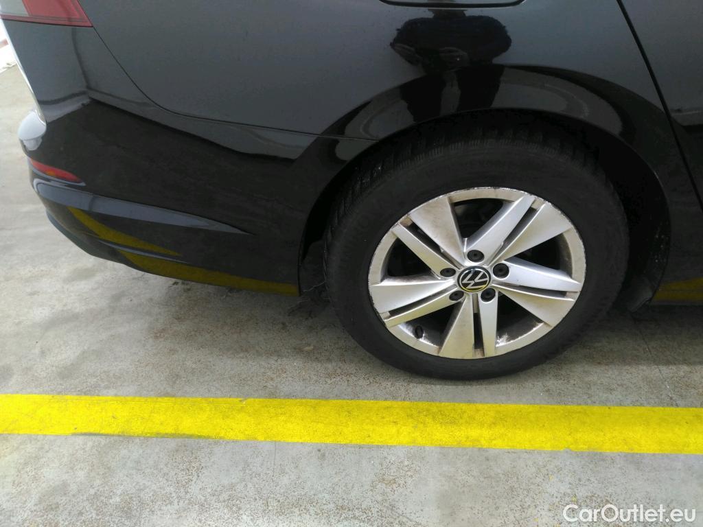  Volkswagen  Golf  VOLKSWAGEN SW / 2020 / 5P / Break 2.0 TDI SCR 115 BVM6 Life Business #19