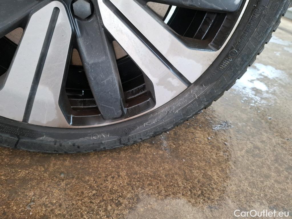  Volvo  XC 40 XC40 Start Recharge Pure Electric 2WD 70kWh BVA #9