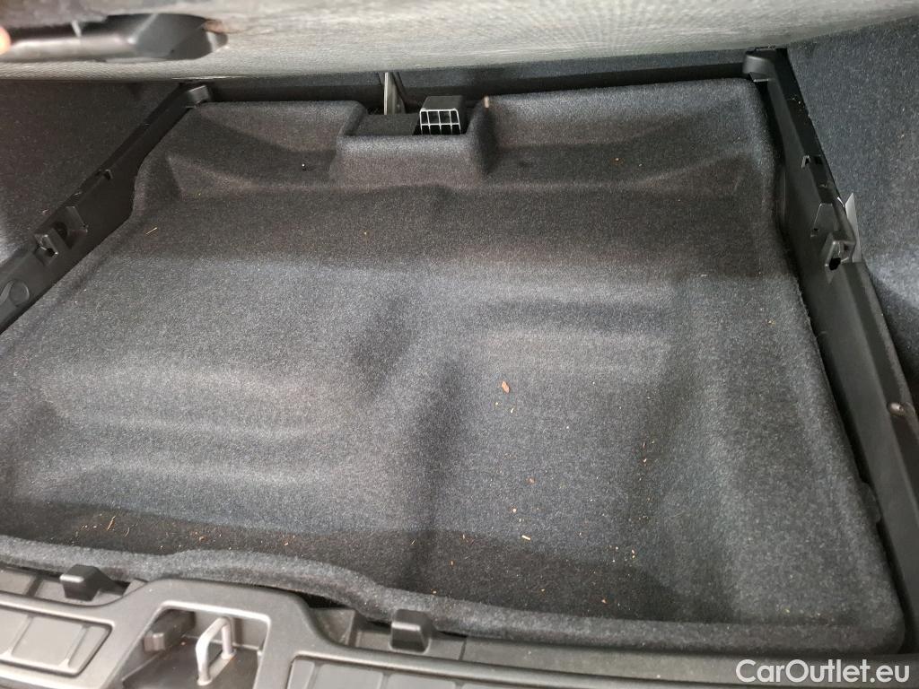  Volvo  XC 40 XC40 Start Recharge Pure Electric 2WD 70kWh BVA #3