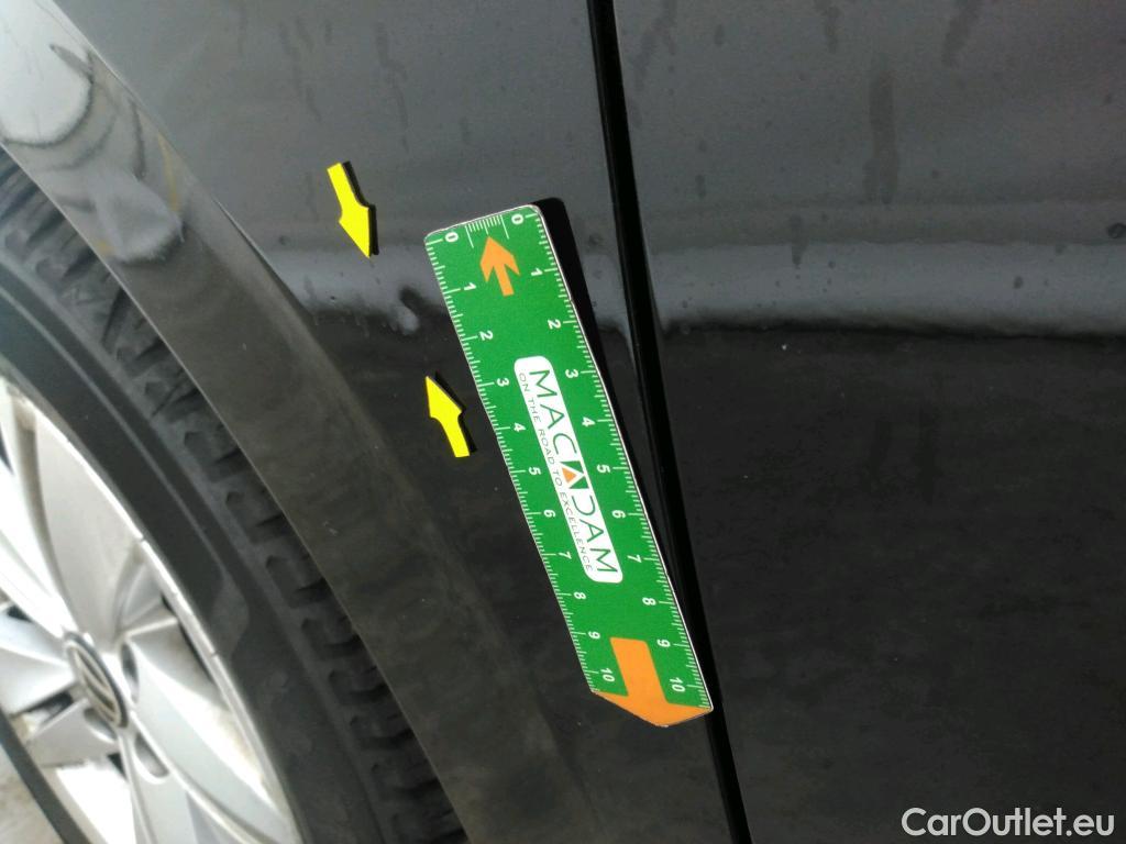  Volkswagen  Golf  VOLKSWAGEN SW / 2020 / 5P / Break 2.0 TDI SCR 115 BVM6 Life Business #28