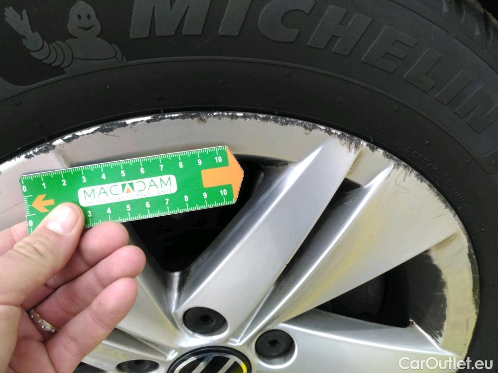  Volkswagen  Golf  VOLKSWAGEN SW / 2020 / 5P / Break 2.0 TDI SCR 115 BVM6 Life Business #14