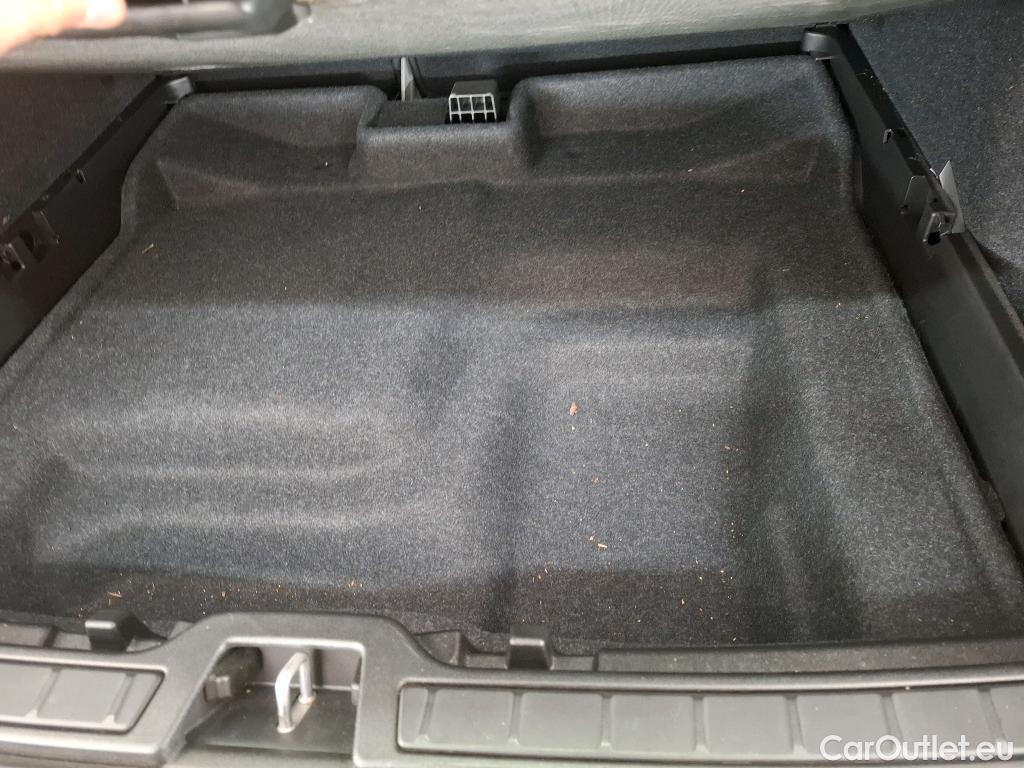  Volvo  XC 40 XC40 Start Recharge Pure Electric 2WD 70kWh BVA #13