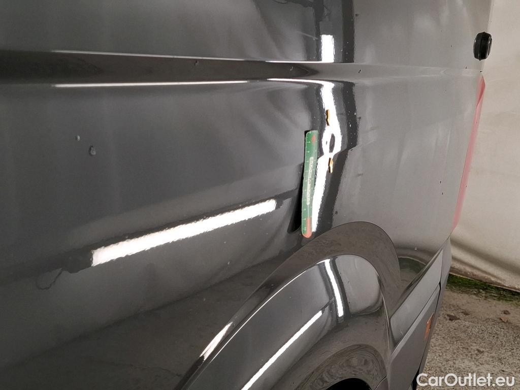  Volkswagen  Crafter VOLKSWAGEN  VU 4p Fourgon 2.0TDI 140 30 L3H3 Business Line Plus #10