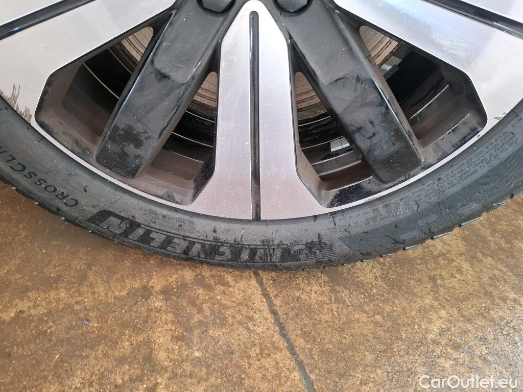  Volvo  XC 40 XC40 Start Recharge Pure Electric 2WD 70kWh BVA #18