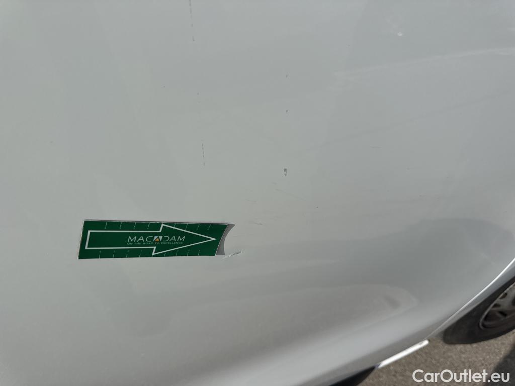  Opel  Vivaro OPEL  / 2019 / 4P / furgón 2.0 Diésel 88kW (120CV) L Inc. Select #17