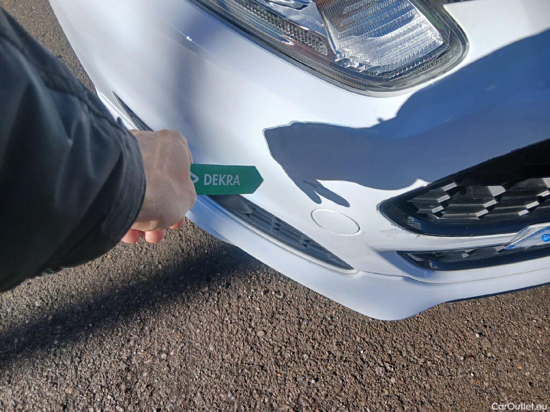  Ford  Fiesta FORD  3p 6G berlina con portón 1.5 TDCi 70kW (95CV) ST-Line 3p #4