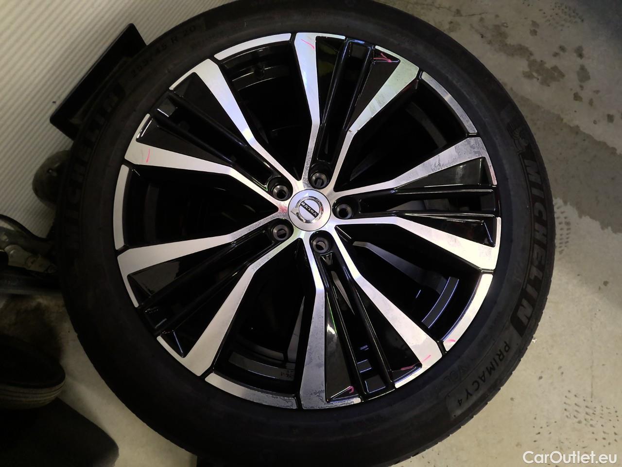  Volvo  XC60  T8 455 Ul.Da.Rec. AWD Aut #3