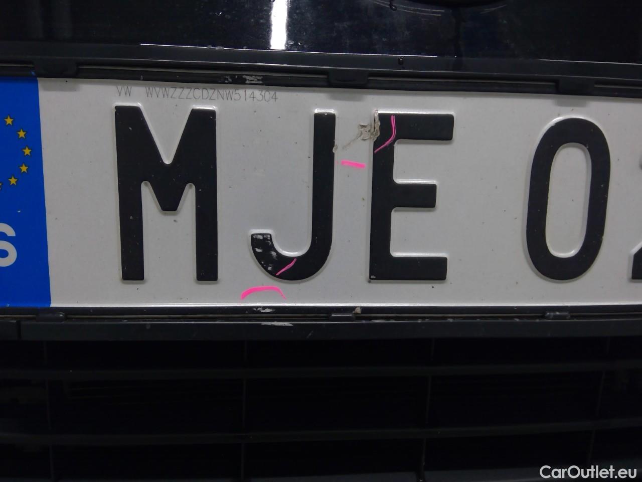  Volkswagen  Golf  Allt.TDI 200 Ed.X 4x4 Aut #5