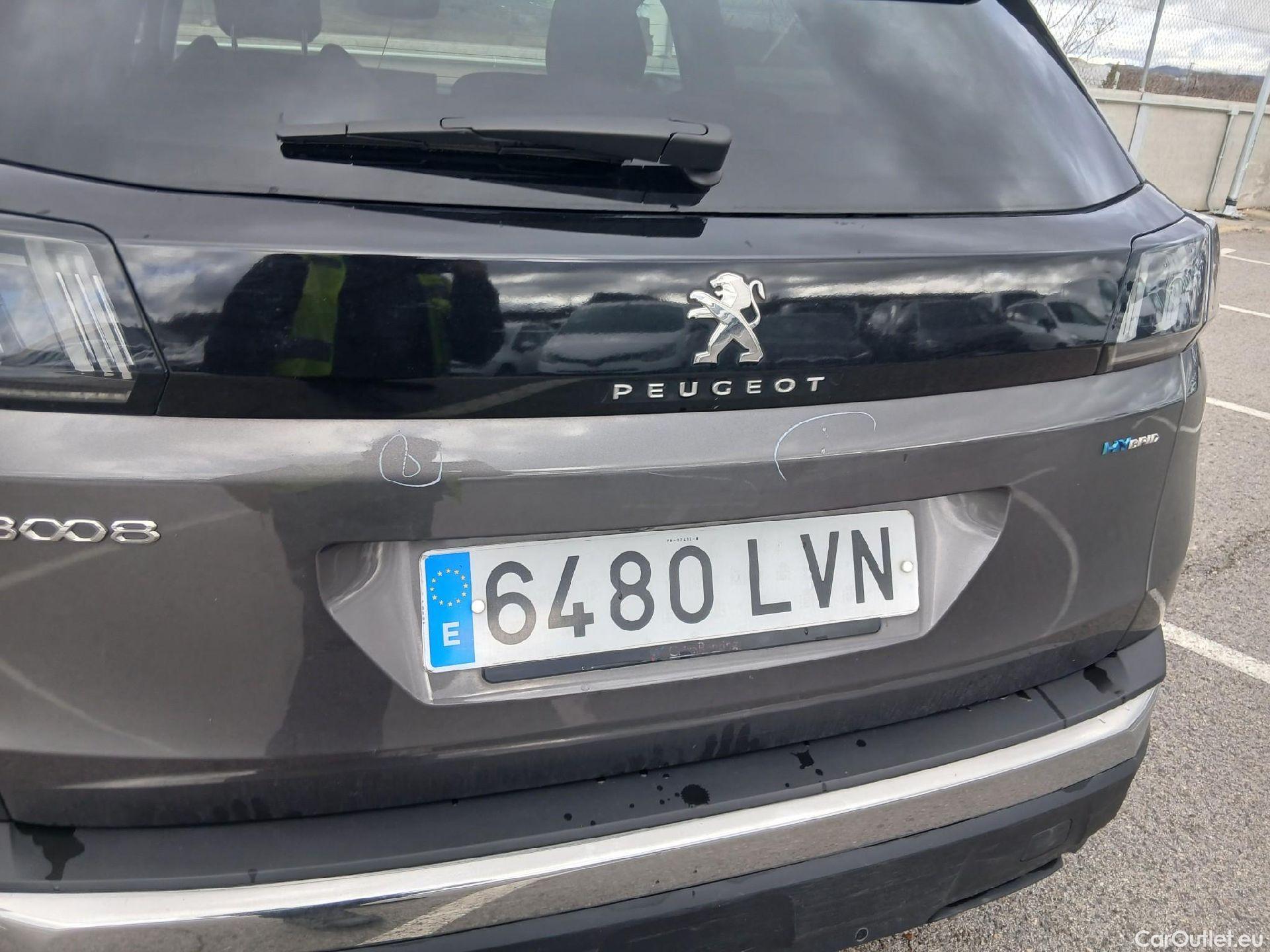  Peugeot  3008 PEUGEOT  Hybrid / 2020 / 5P / todoterreno 225 e-EAT8 Allure (AC2) #17