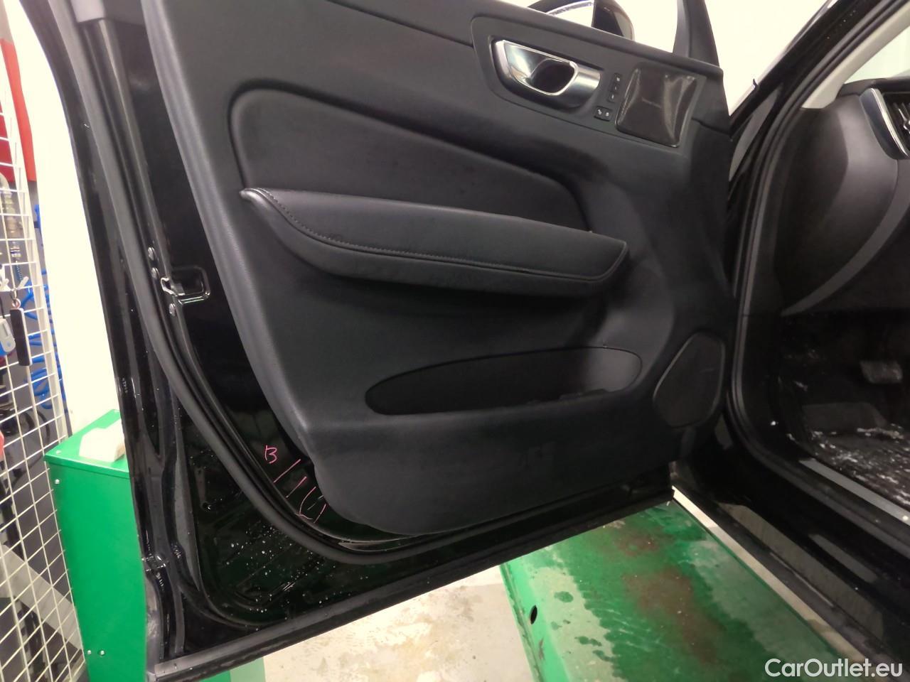  Volvo  XC60  T8 455 Ul.Da.Rec. AWD Aut #11