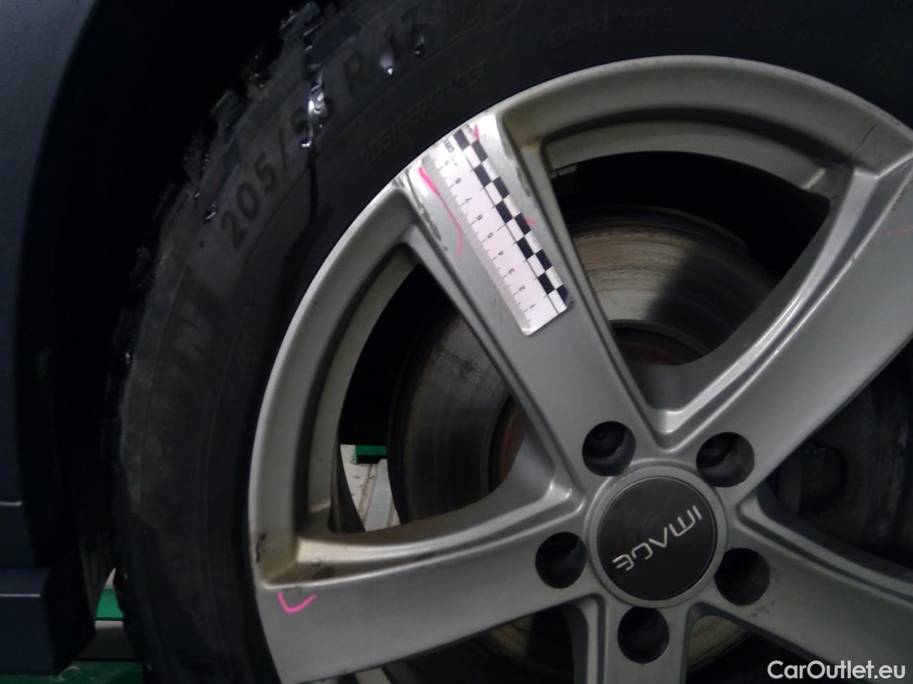  Volkswagen  Golf  Allt.TDI 200 Ed.X 4x4 Aut #34